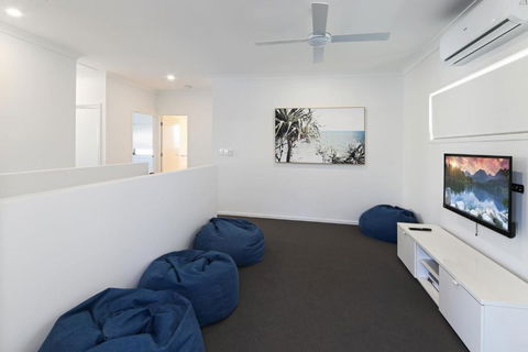 11 Ann Street Coolum Beach - Tourism Guide 1