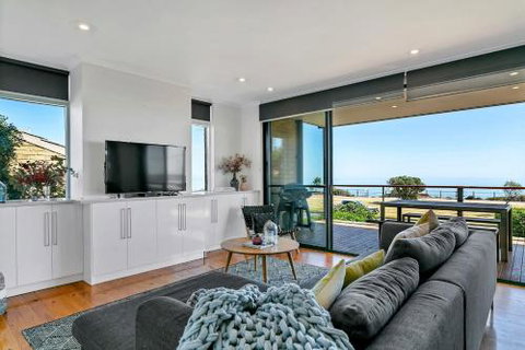 Coastal Point Aldinga Beach - Travel Agents 5