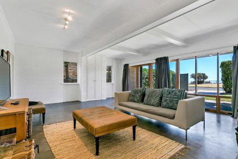 Coastal Point Aldinga Beach - Travel Agents 1