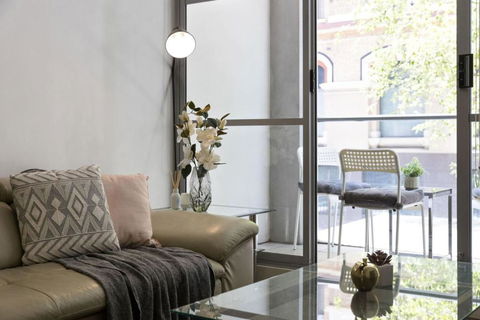 A Cozy & Modern Studio Next To Darling Harbour - Tourism Guide 3