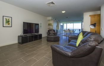 1 Bright Point Apartment 5501 - Travel Search 0