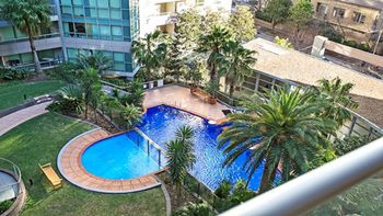 The Apartment Service HELP7 - Travel Search 3