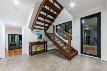 Beths Beach House Cannonvale - Tourism Guide 4
