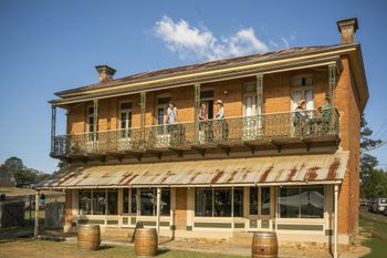 Hill End Historic Cottages - Cruises Travel 0