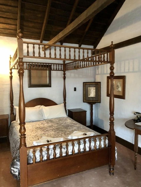 Settlers Hotel York - Tourism Guide 2