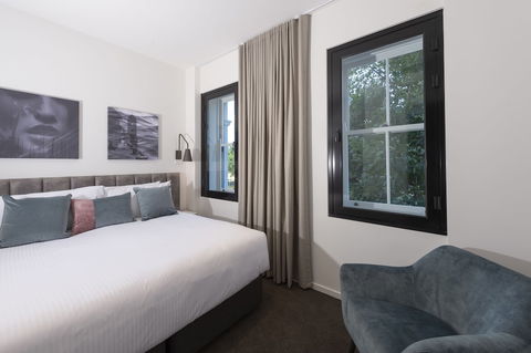 R Hotel Geelong - Travel Search 4