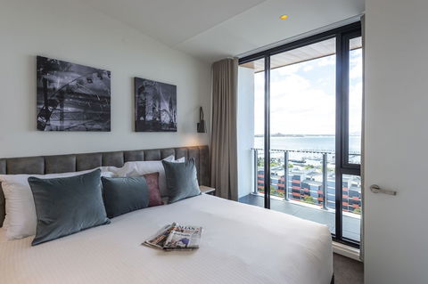 R Hotel Geelong - Travel Search 3