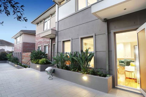 Kew Luxurious Townhouse - Travel Search 0