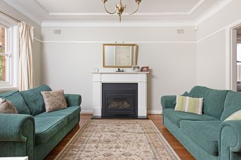 SYDNEY FAMILY HOME WITH POOL H344 - Travel Search 3