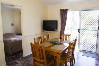 Kahlers Oasis Caravan Park - Tourism Guide 0
