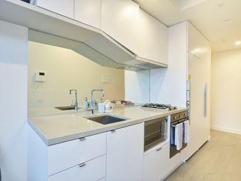 Elegant High Rise Apartment With An Unforgettable View - Tourism Guide 5