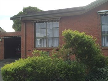 Australian Home Away Doncaster Elgar 2 - Travel Search 0