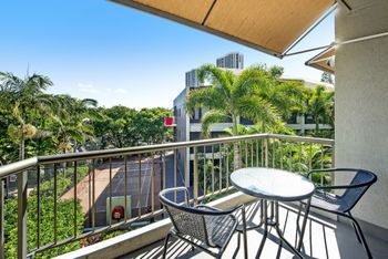 Beachside Escape In Stunning Surfers Paradise - Cruises Travel 5