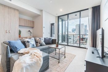 Executive Two Bedroom City Apartment With Views - Travel Search 0