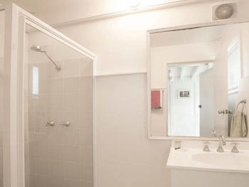 The 5th Green - Travel Search 3