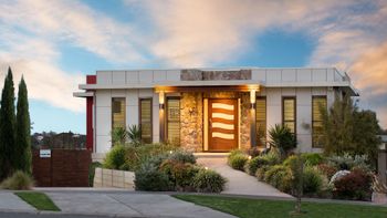 The Executive B & B - Travel Agents 5