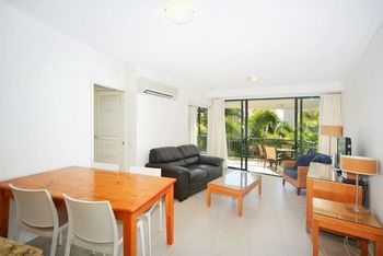 Seaforth Apt 333 - Travel Agents 1