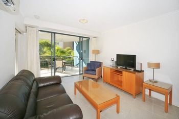 Seaforth Apt 333 - Travel Agents 5