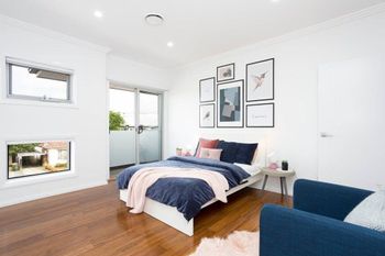 5 Bedroom Sydney Mansion With Parking - Travel Agents 2