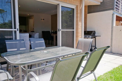 K Bay 6 Town House - Tourism Guide 0