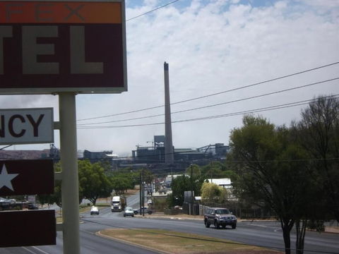 Spinifex Motel & Serviced Apartments - Cruises Travel 0
