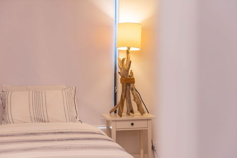 Coastal Cottage - Cannonvale - Travel Search 0
