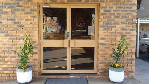 Sandhurst Motor Inn Bendigo - Cruises Travel 0