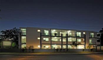 Shoal Bay Beachclub Apartments - Tourism Guide 2