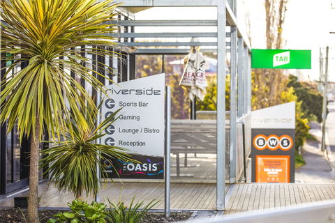 Nightcap At Riverside Hotel - Tourism Guide 1