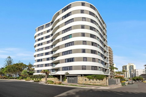 Breeze Mooloolaba - Tourism Guide 3