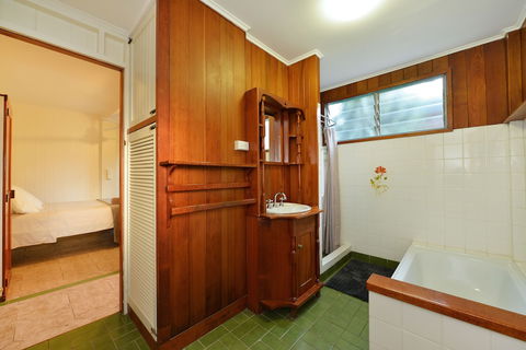 Lilybank Guest House - Tourism Guide 5