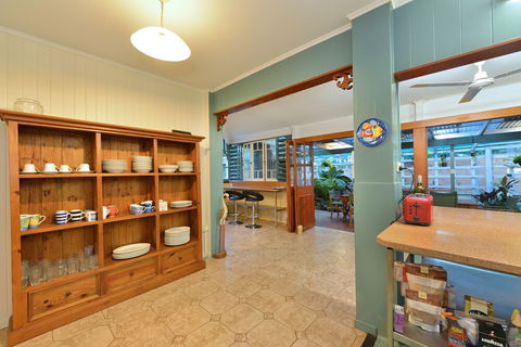 Lilybank Guest House - Tourism Guide 0