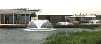 Caves Beachside Hotel - Travel Agents 0