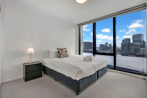 MJ Shortstay Whiteman St Apartments - Travel Search 3