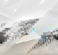 Elegant 2 Bedrooms Terrace with Premium Condition - Travel Agents