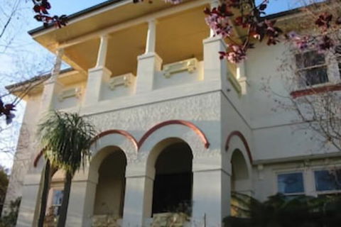 Mourilyan House - Travel Agents 0