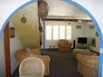 Sails Beach House Apartments Pottsville Beach - Tourism Guide 5