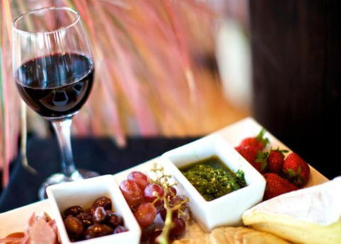 Oceanview Estate Vineyard Cottages - Travel Search 1