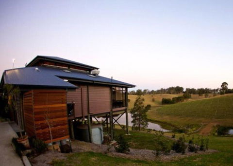 Oceanview Estate Vineyard Cottages - Travel Search 0