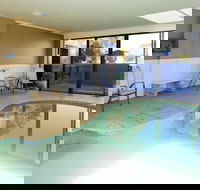 Central City Motor Inn - Cruises Travel