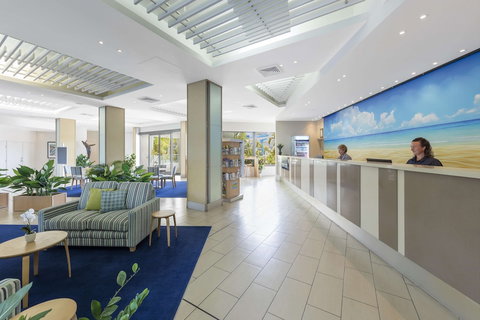 Oaks Hervey Bay Resort And Spa - Travel Agents 0