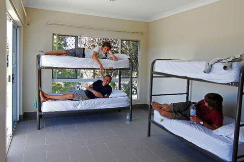 Palace Backpackers Hervey Bay - Travel Agents 0
