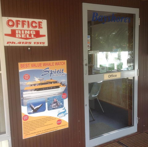 Bayshores Holiday Apartments - Travel Agents 1