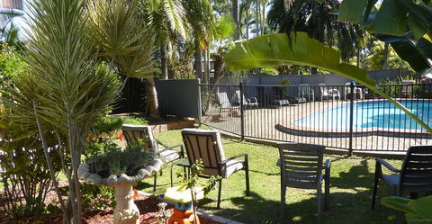 Tower Court Motel - Travel Search 5