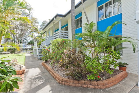 Silver Sands Apartments - Travel Search 0