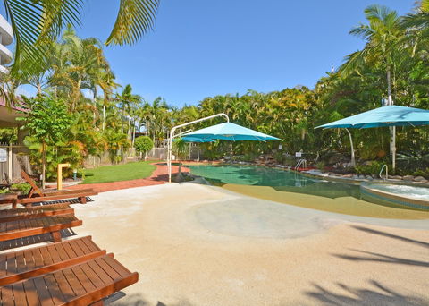 Riviera Resort - Travel Search 6