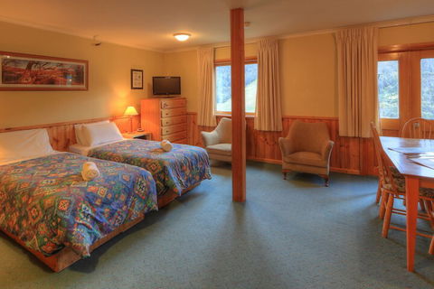 Candlelight Lodge - Travel Agents 7