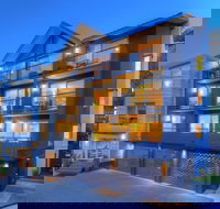 Snowgoose Apartments - Travel Agents