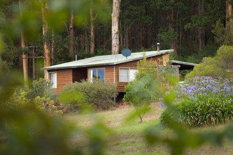Bombina Cottages - Tourism Guide 2