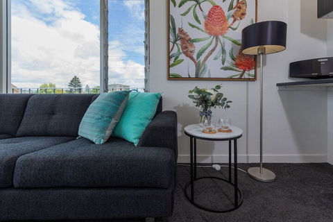 Bay 10 Accommodation - Travel Agents 6